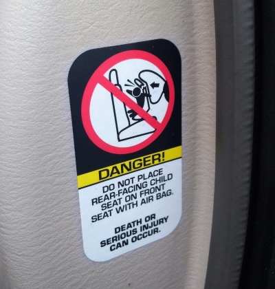 Airbagwarnung Babyschale Beifahrersitz