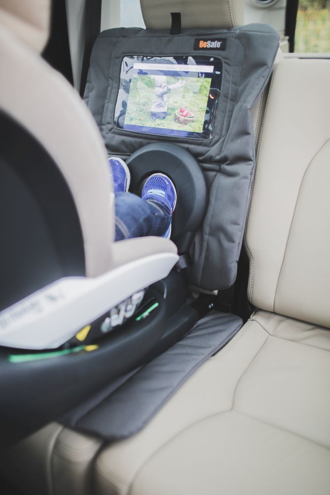 Sitzschutz Autositze mit Tablethalter